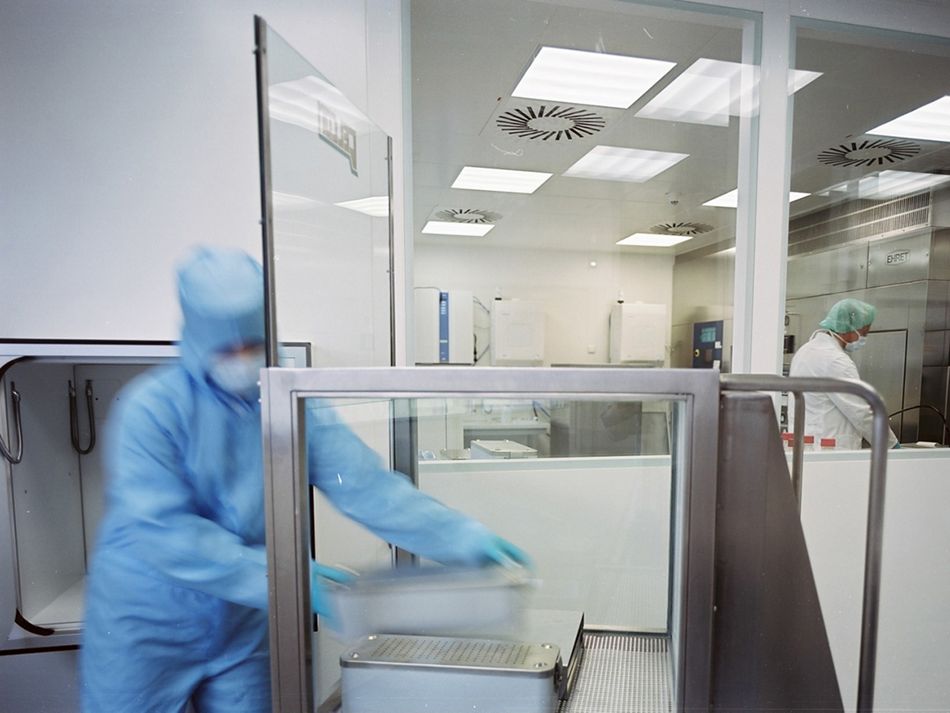 fig. 2: Tissue bank C+TBA: Tissue processing under pharmaceutical conditions 