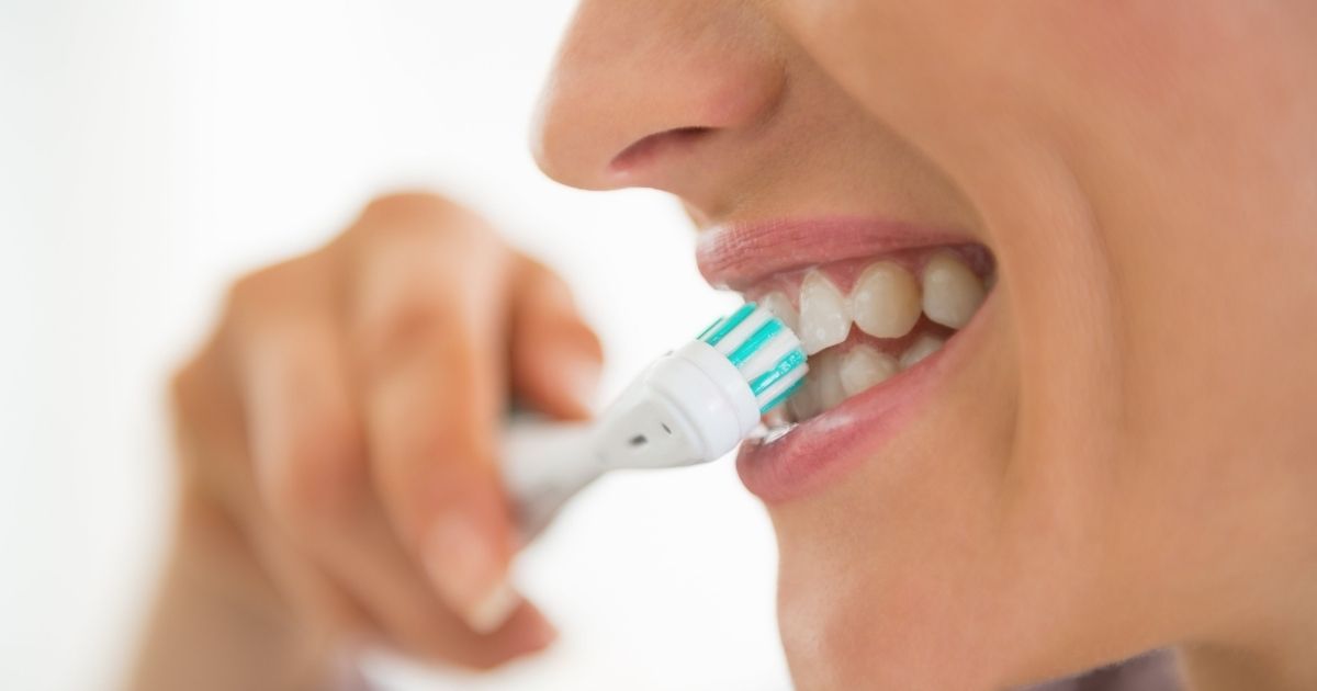 Healthy teeth with preventive dentistry and frequent brushing